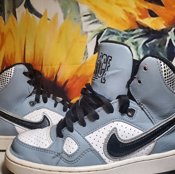 nike son of force kids